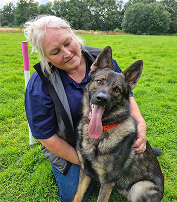 Cathy Benfield & Rolex von der Gewürzwiese