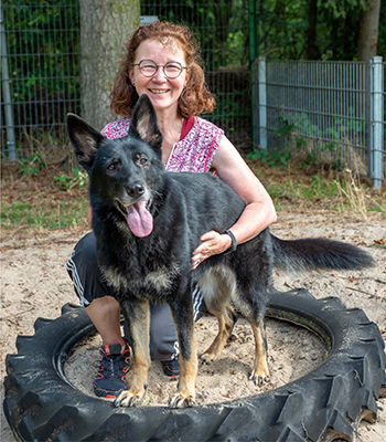 Sabine Matz & Faya vom Herdeckerbach