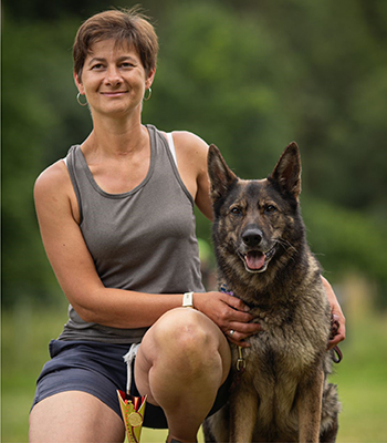 Beate Glöde & Antonia von RazzFazz (INT)